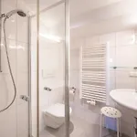 Landhaus Krenn 3* باد كلينكيرشهايم