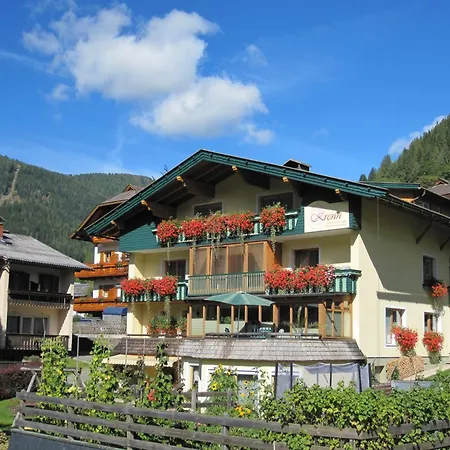 بيت ضيافة Landhaus Krenn 3*