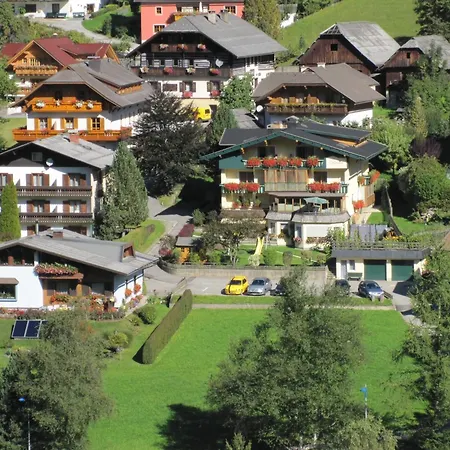 بيت ضيافة Landhaus Krenn
